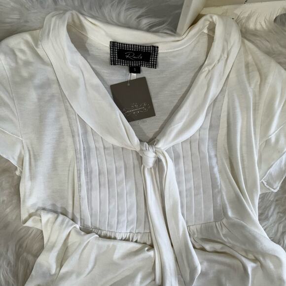 NEW ANTHRO Rails Romantic Casual Soft Pleated Flutter Lightweight T-Shirt S NWT - Picture 9 of 15